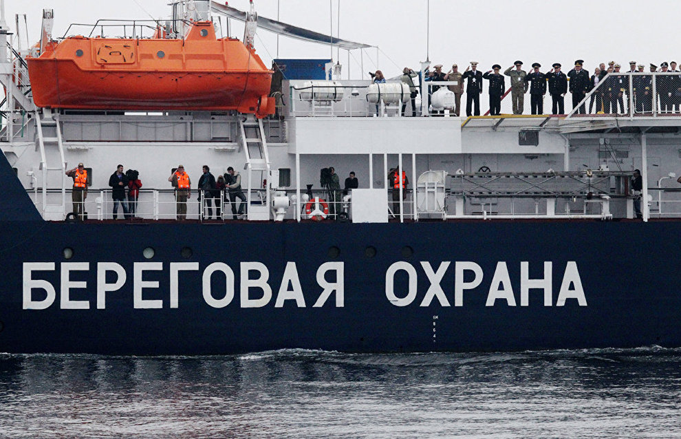 МЧС РФ: Арктические спасательные центры оснастят морскими судами