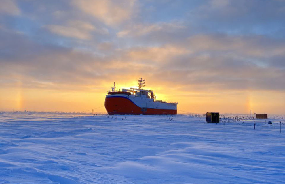 Polar explorer evacuated from North Pole iceresistant platform for health reasons