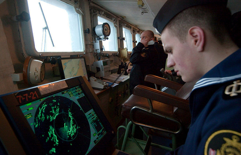 Активная фаза учений Северного флота и ВДВ началась в Арктике