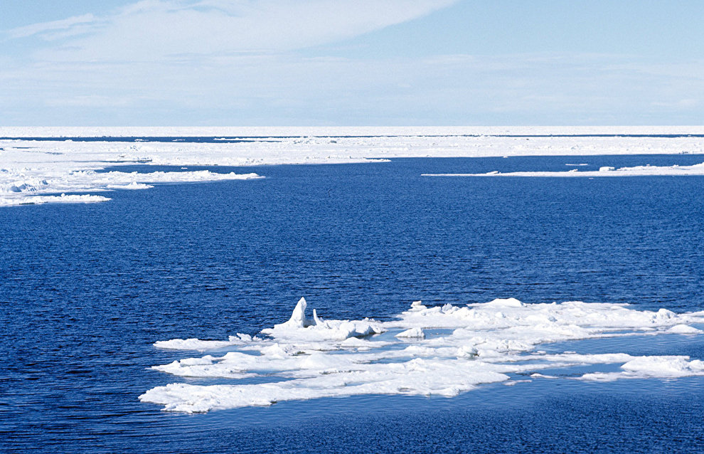 Арктическая экспедиция Минобороны достигла острова Котельный, преодолев более 1000 км