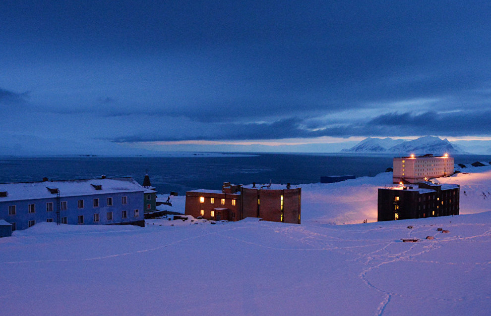 Residents of dilapidated Arctic housing may be relocated to other regions