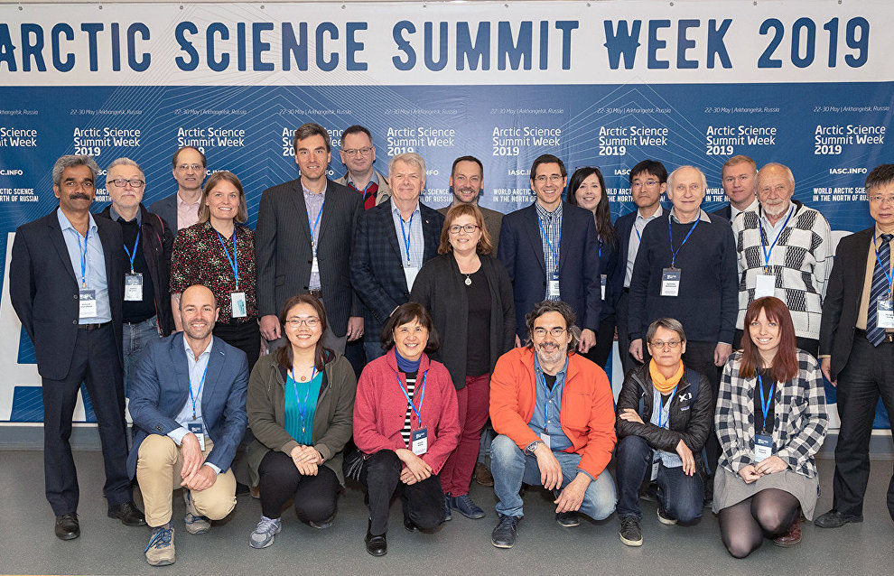 Ученые из 29 стран мира обсуждают изменение климата и жизнь людей в Арктике