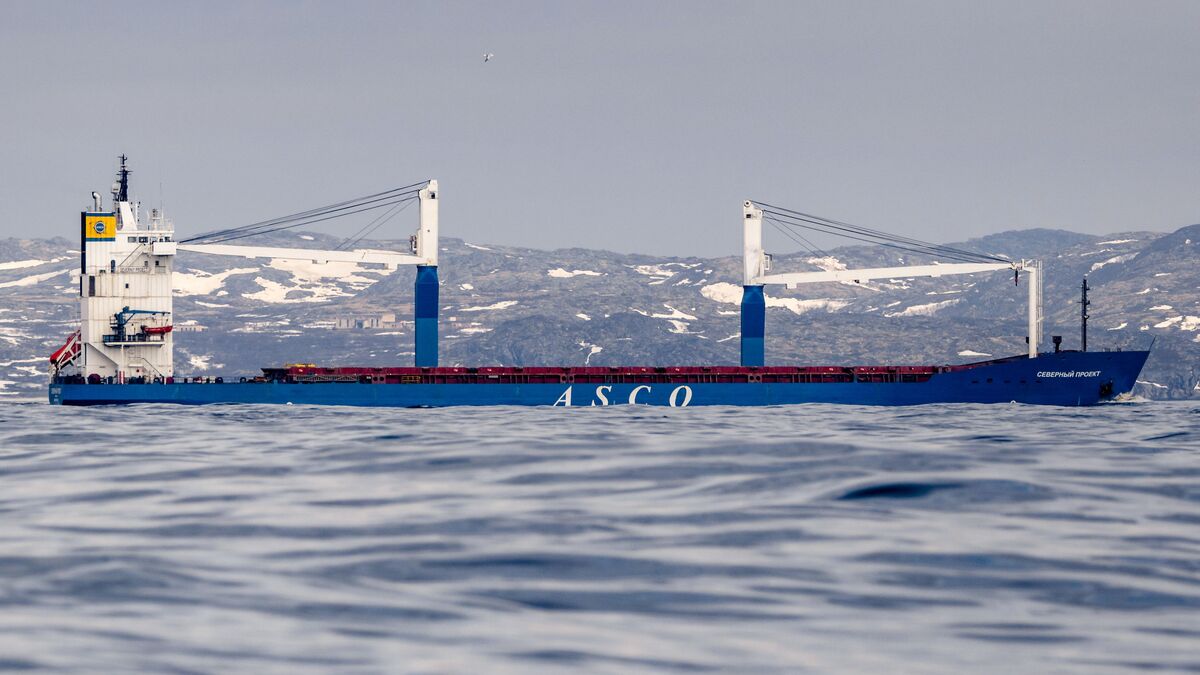 Российское грузовое судно в Баренцевом море