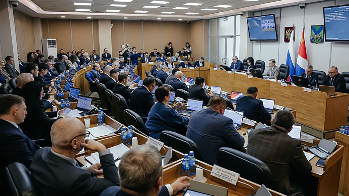 Заседание Законодательного Собрания Приморского края