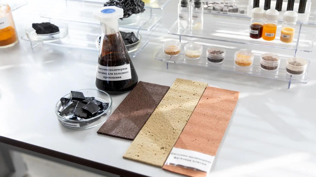 Образцы мастик и фасадных плит