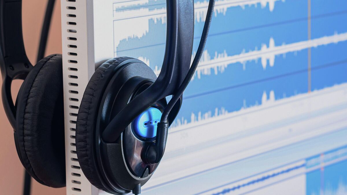 Звуковая дорожка на экране монитора