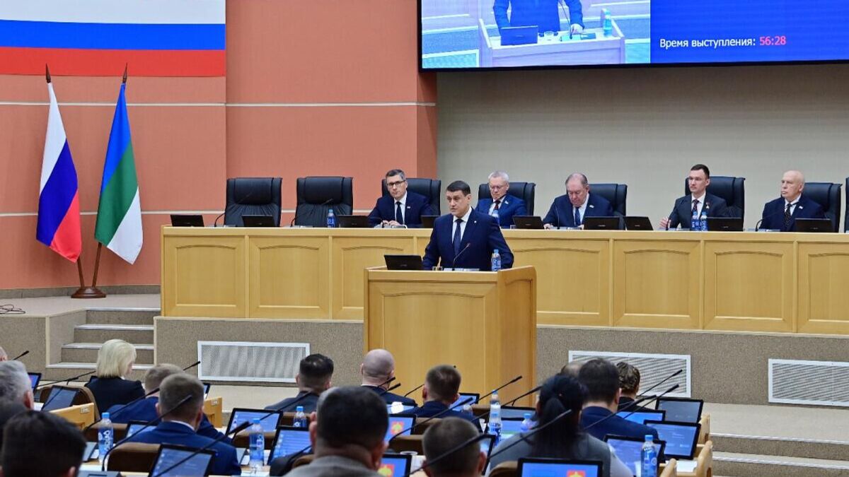 Председатель Правительства Республики Коми Дмитрий Братыненко 