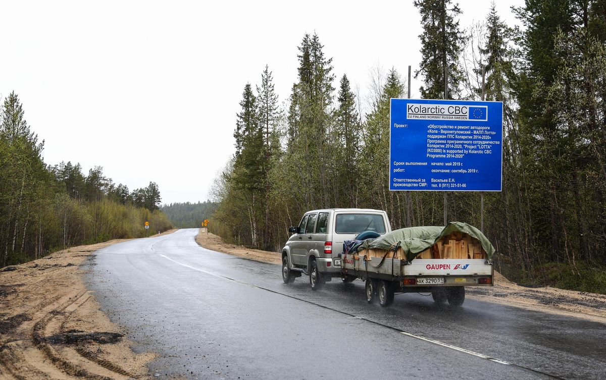  Участок автодороги Кола – Верхнетуломский – МАПП Лотта, соединяющей Россию и Финляндию, в Мурманской области