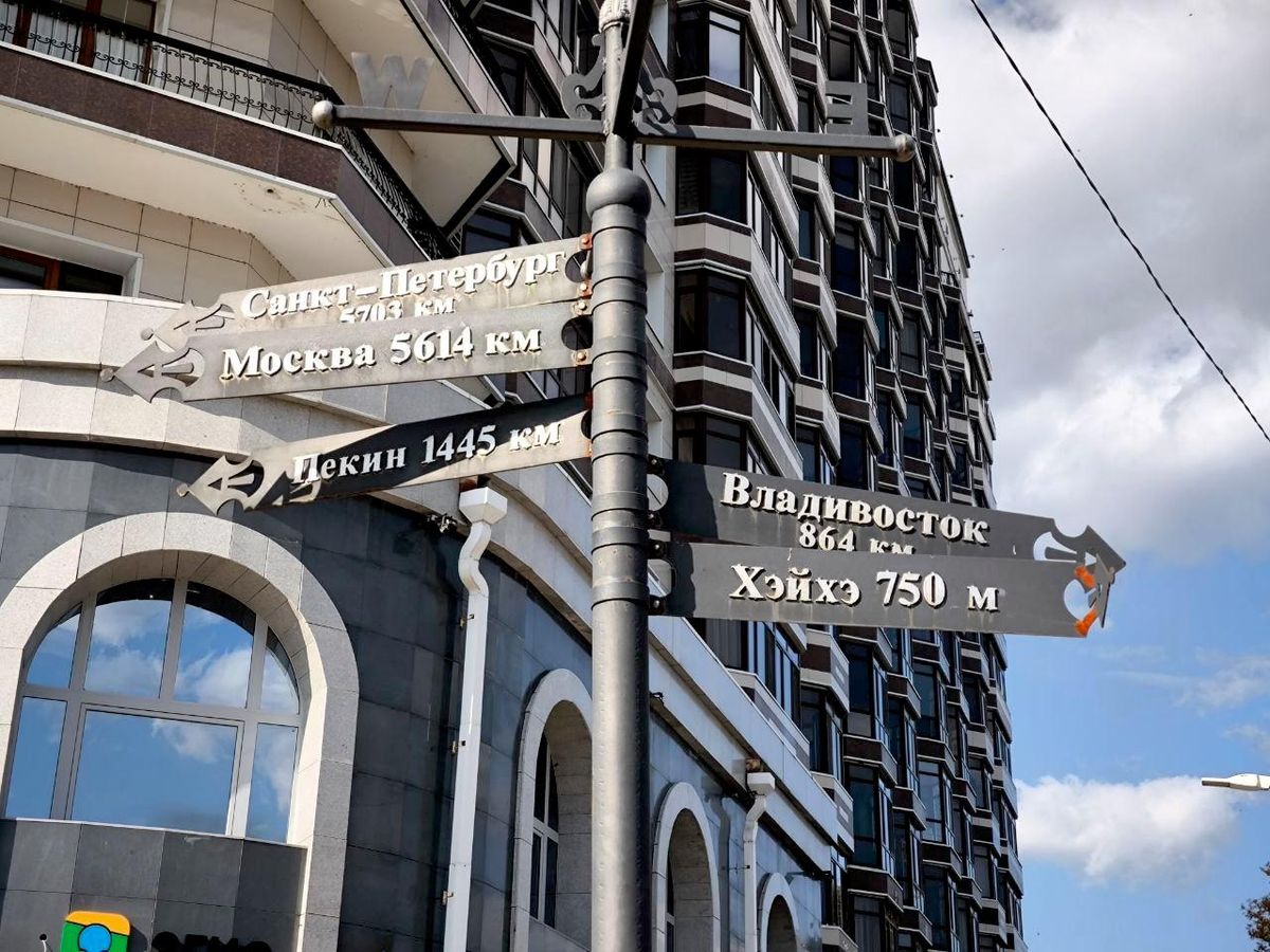 Указатель – один из любимых туристами объектов для фотографирования