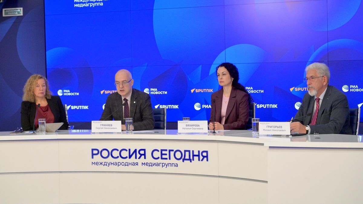 Круглый стол Арктические транспортные маршруты: настоящее и будущее